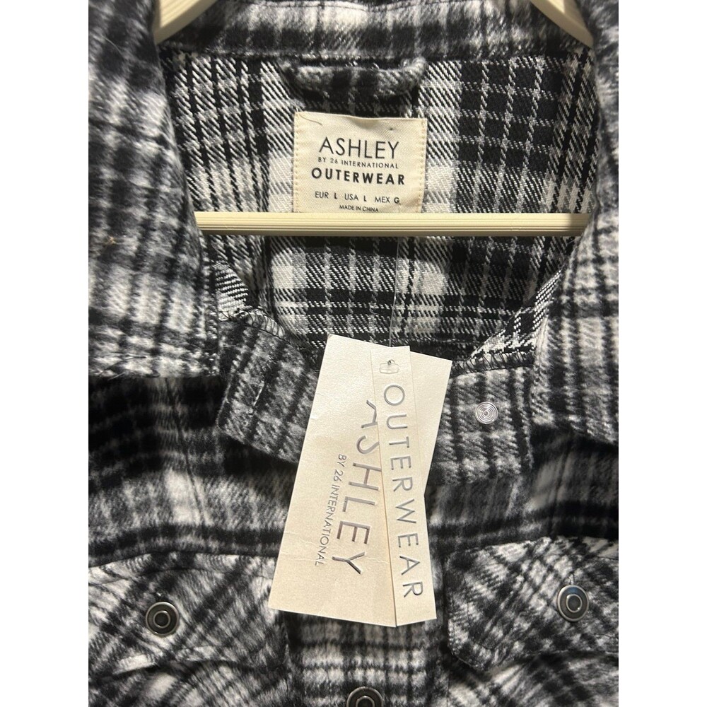 Jacket - Picture 2 of 3